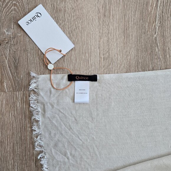 Quince Featherweight Cashmere Silk Scarf 60% and 40% Blend Ivory New With Tags - Picture 7 of 17